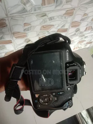 DSLR Camera