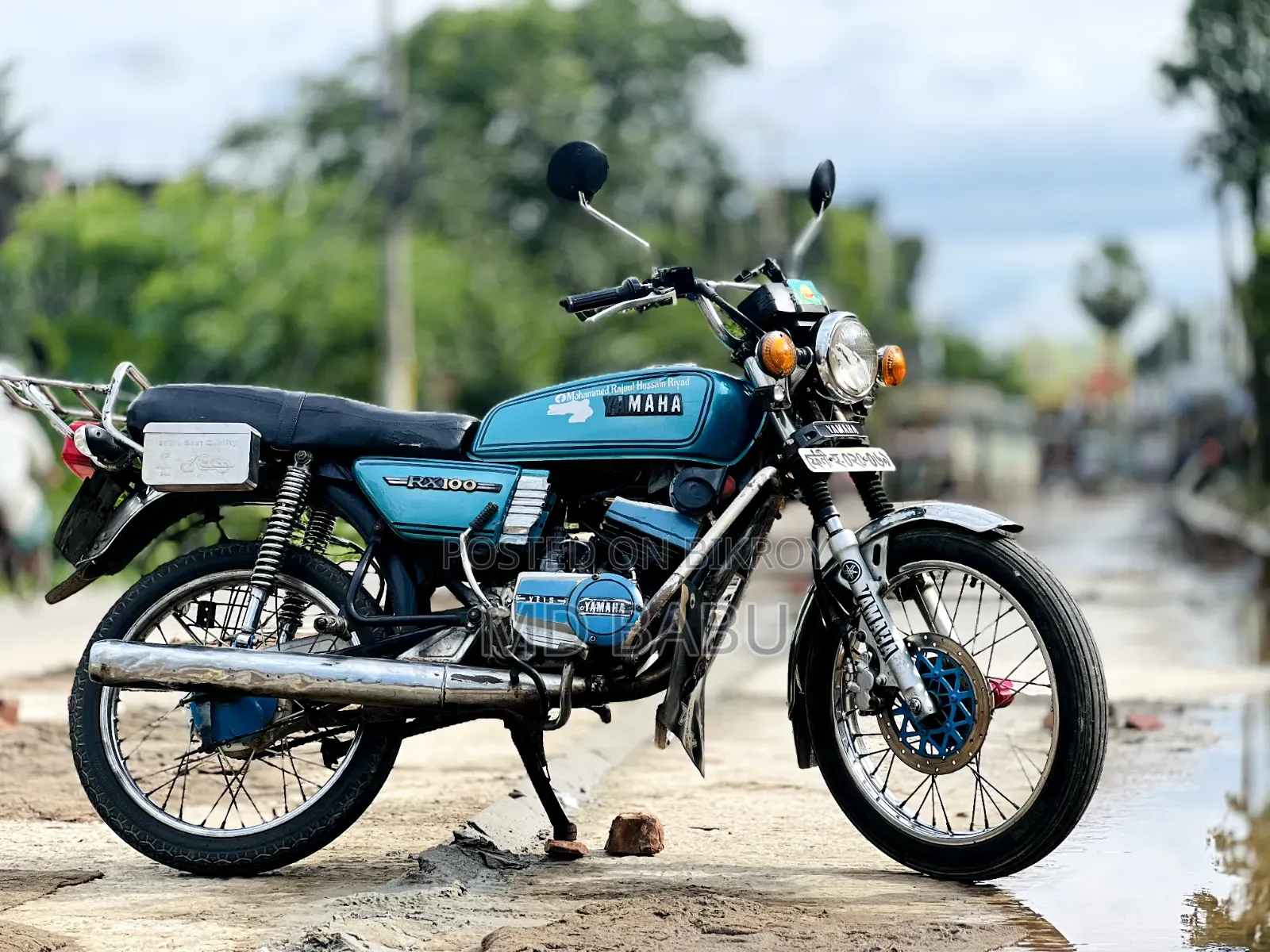 Yamaha 2010 Blue