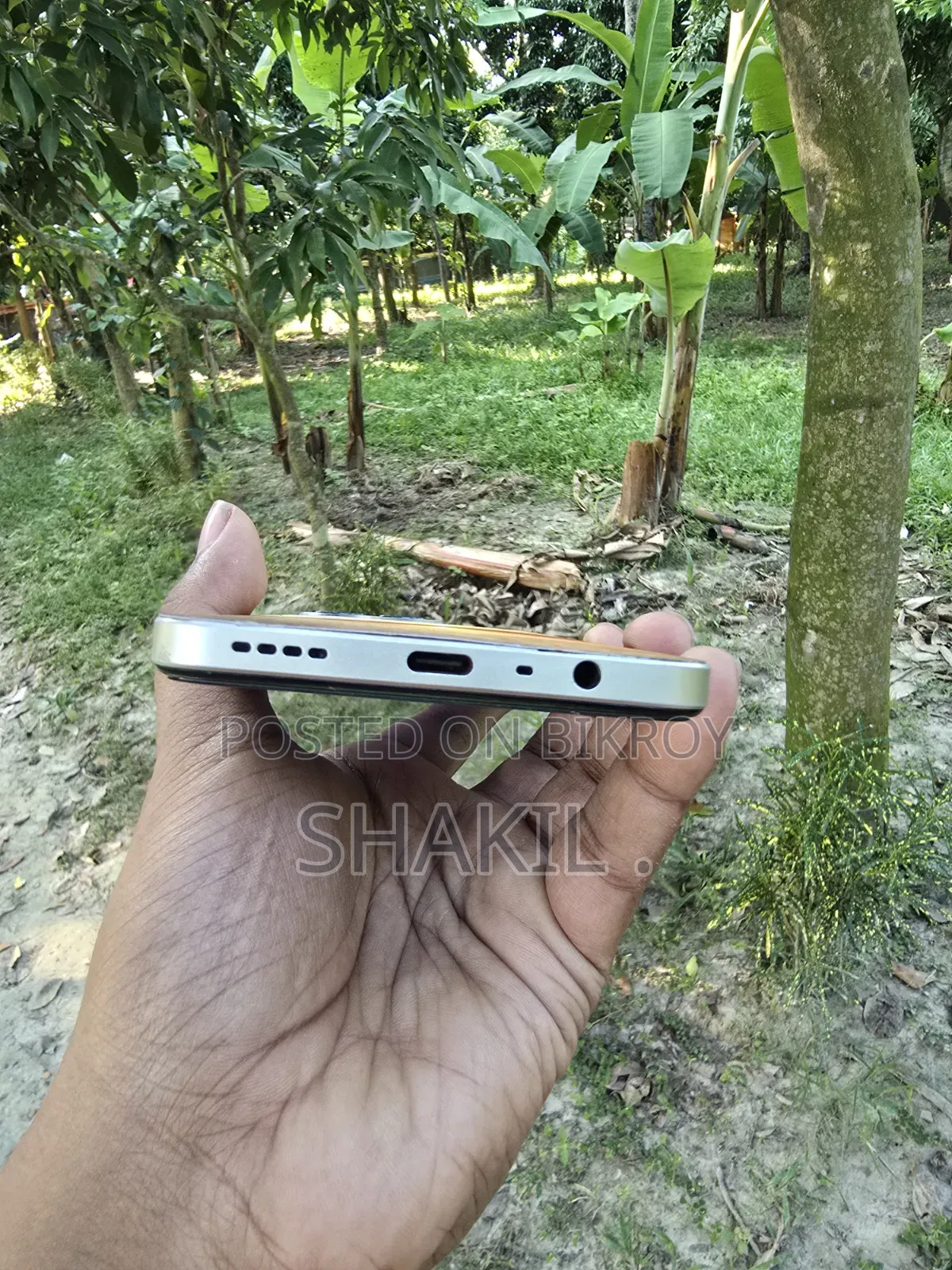 রিয়েলমি সি৫৩ ১২৮ জিবি কমলা