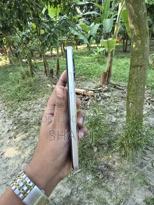 রিয়েলমি সি৫৩ ১২৮ জিবি কমলা