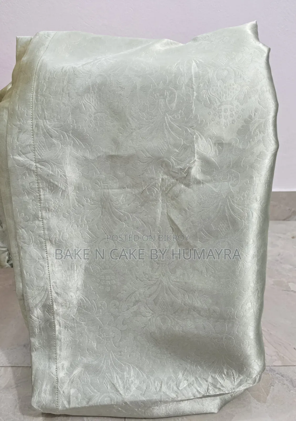 পর্দা দুই পিস বিক্রি করা হবে