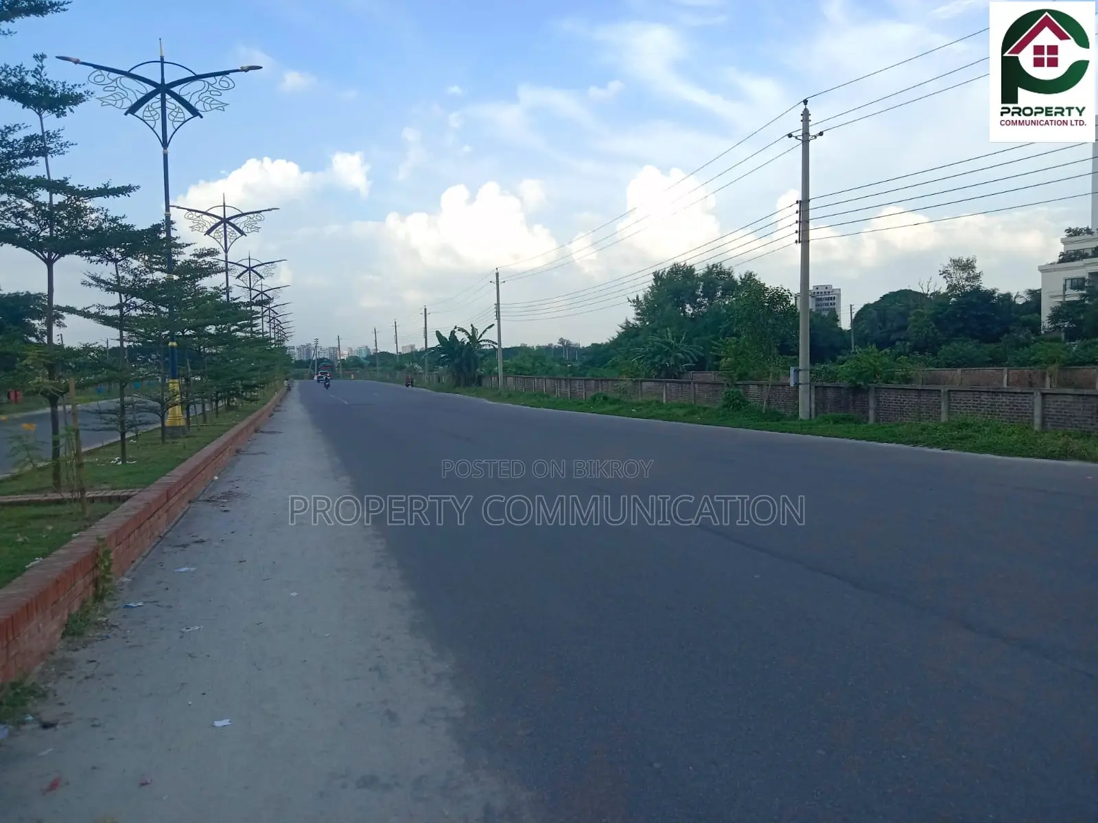 Exclusive - North Facing 4 Katha Plot at Bashundhara, Block - P