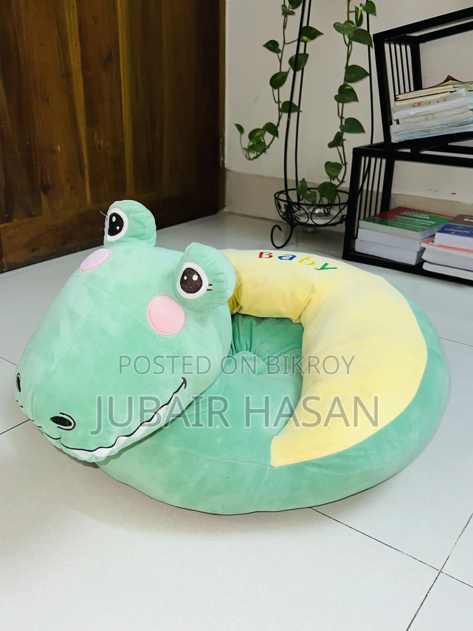 Plush Crocodile Baby Support and Learning-to-Sit Sofa