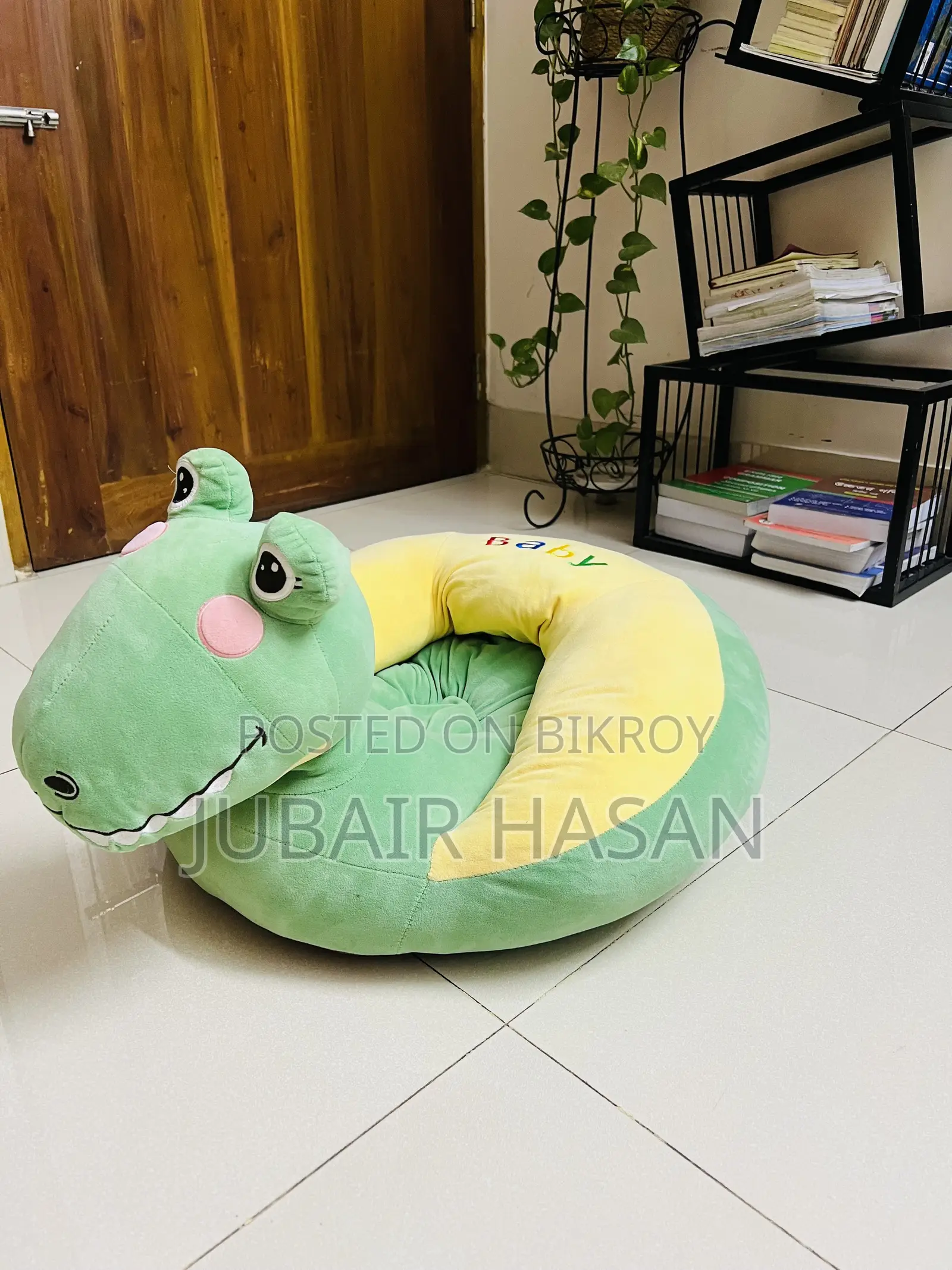 Plush Crocodile Baby Support and Learning-to-Sit Sofa