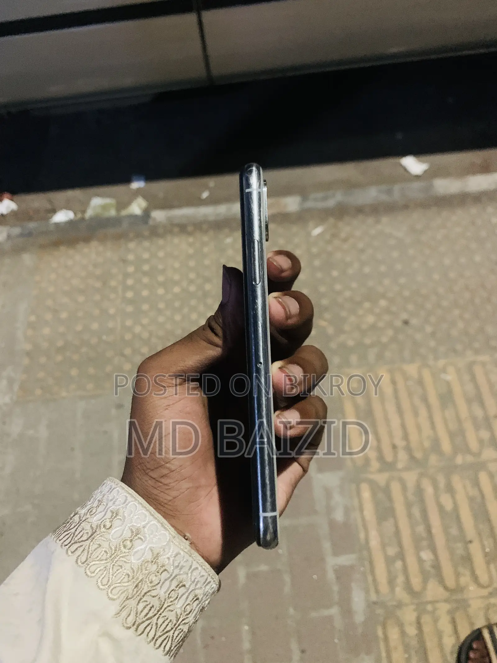 Apple iPhone X 256 GB White