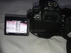 Canon 70d Body, Lens, Battery Etc. Full Fresh | Not a Single Problem