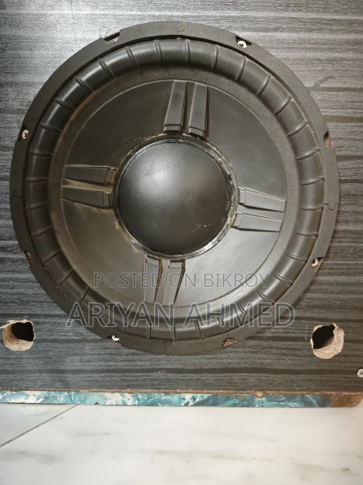 Response 10 Inch Speaker Response 8 Inch Speaker