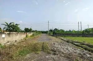 সেক্টর-২৮ এ জেলের কাছাকাছি ৫ কাঠা দক্ষিণমুখী জমি