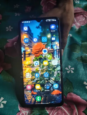 স্যামসাং এফ১৩
