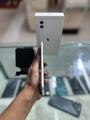 Apple iPhone 11 64 GB White
