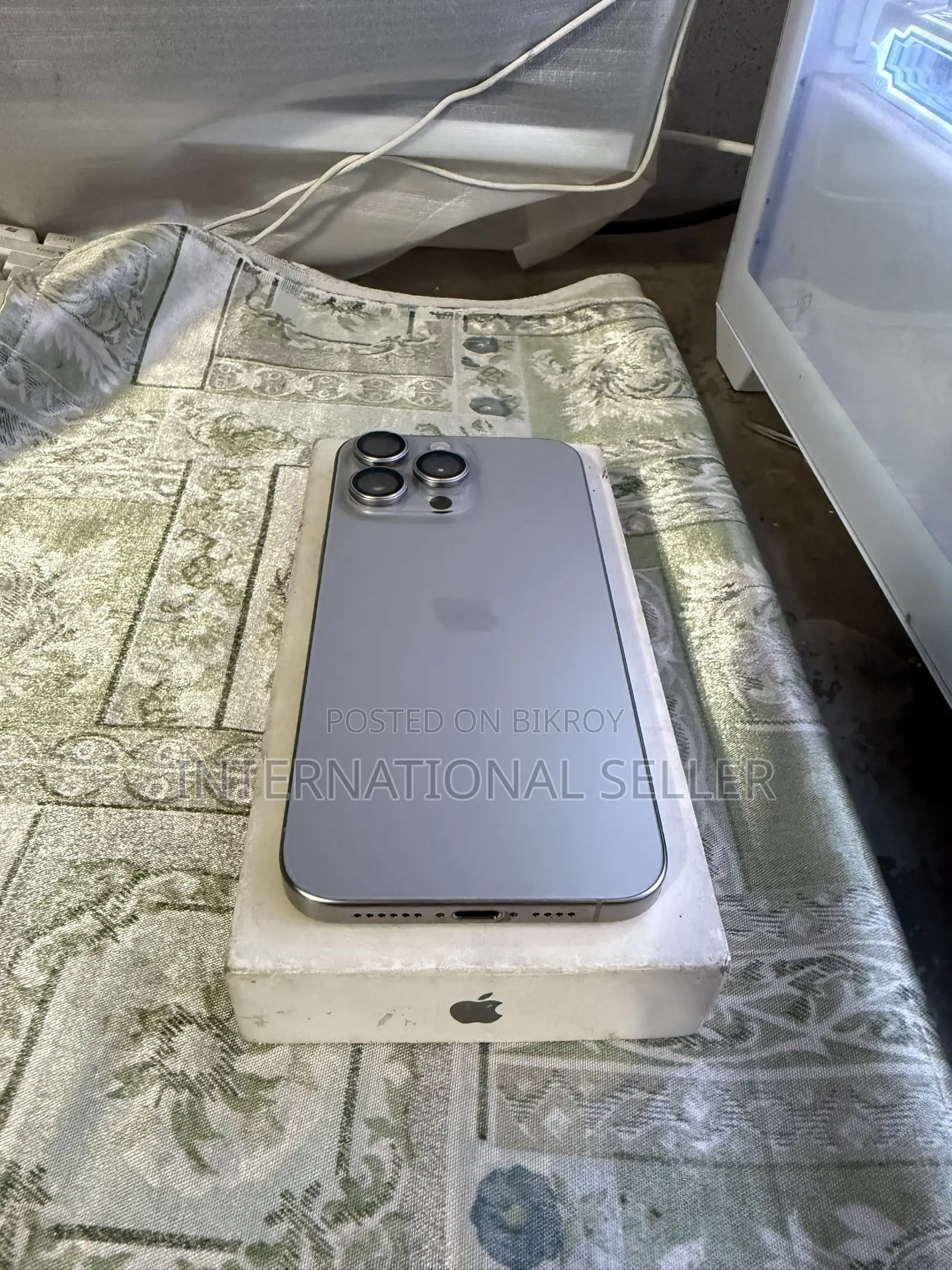 Apple iPhone 15 Pro Max 256 GB Silver