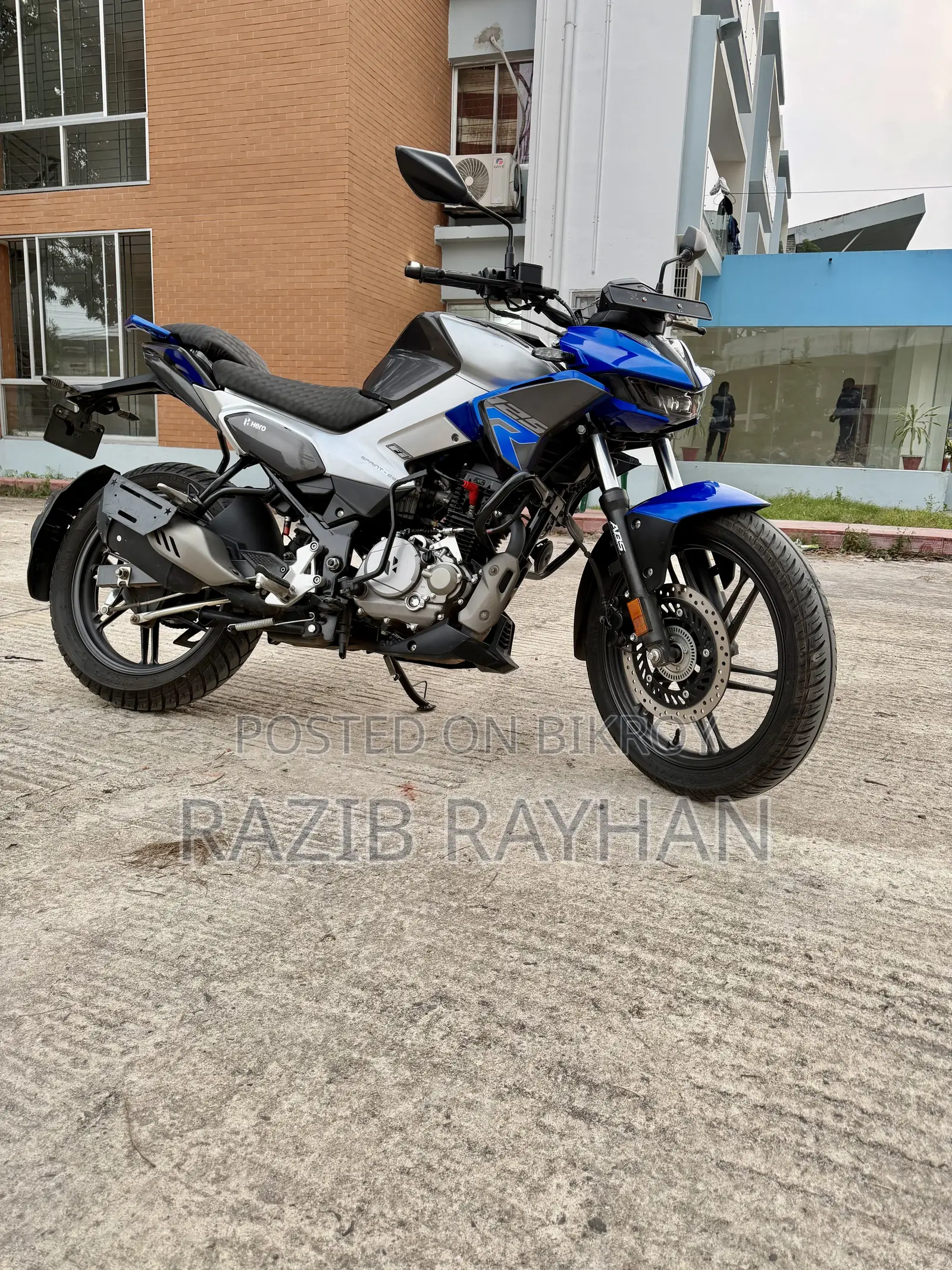 নিউ হিরো এক্সট্রিম ১২৫আর ২০২৬ ব্লু