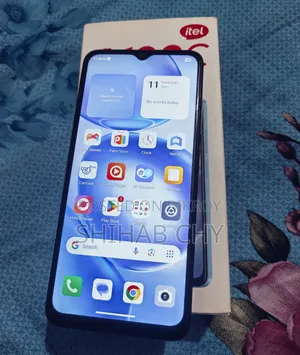 আইটেল এ১০০সি ৬৪ জিবি কালো