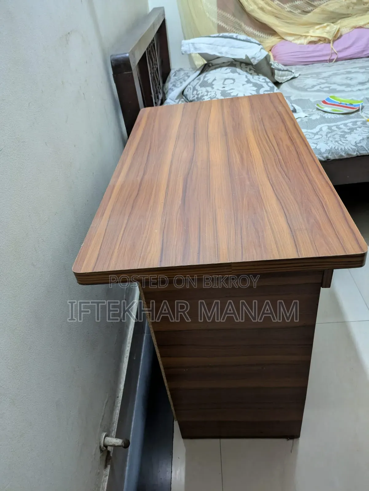 কম্পিউটার বা পড়ার টেবিল