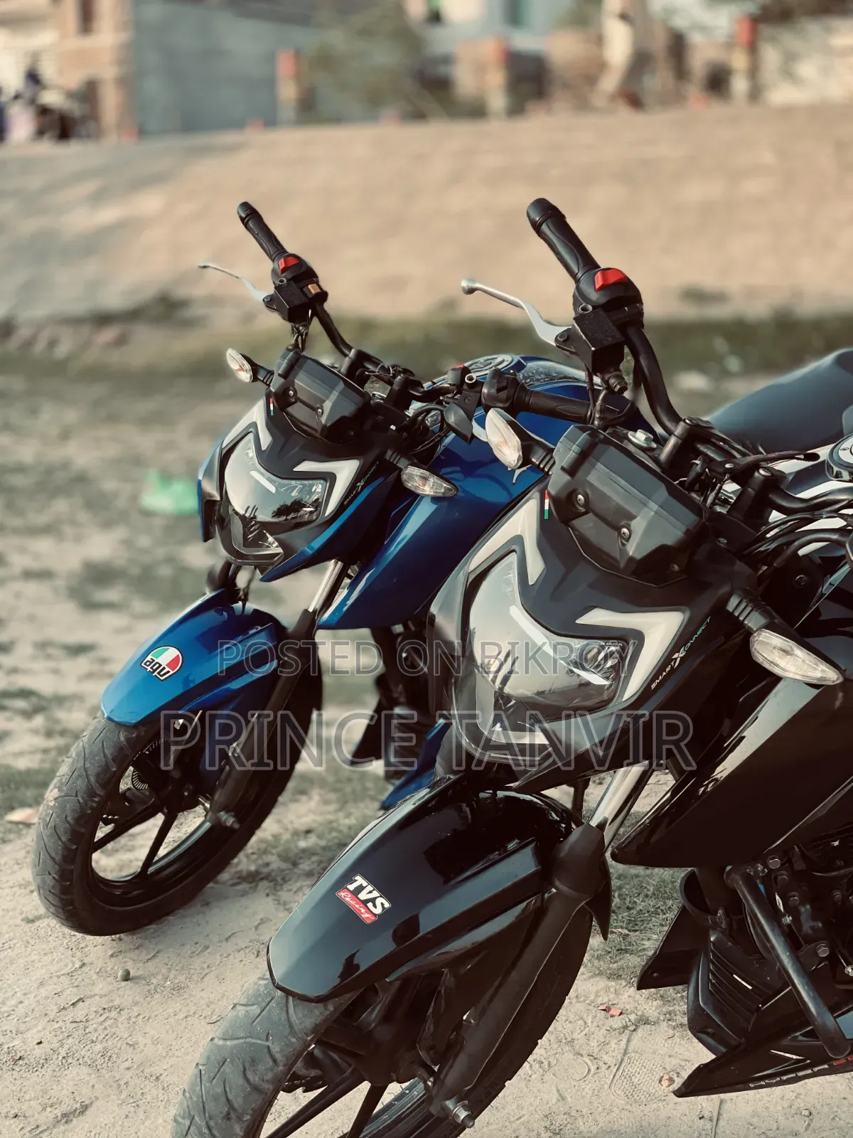 টিভিএস অ্যাপাচি ১৬০ ৪ভি ২০২২ কালো