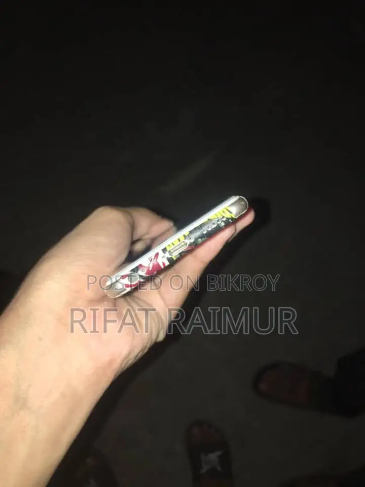 অ্যাপল আইফোন ৬এস ৬৪ জিবি পিংক