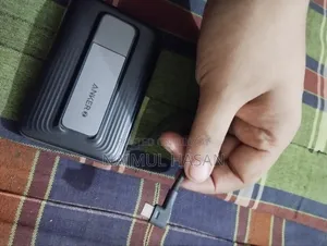 অ্যাঙ্কর পাওয়ার ব্যাংক এবং চার্জার