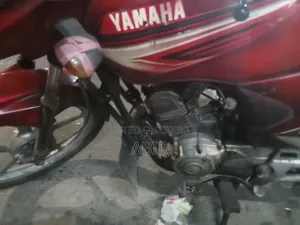 Yamaha YBR 2013 Red