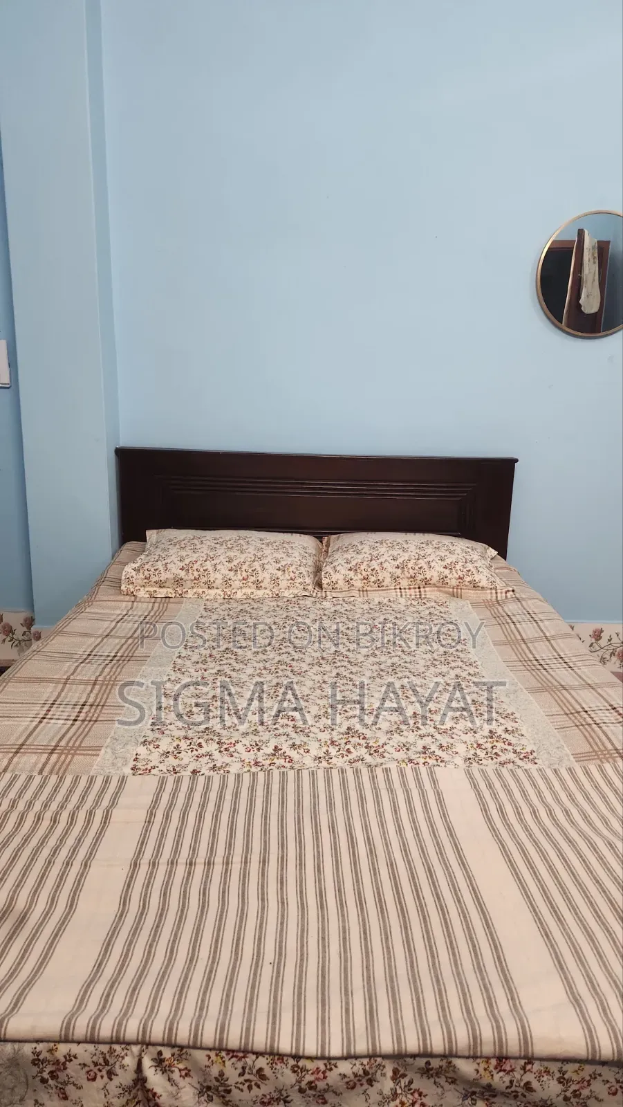 Urgent Bed For Sale.