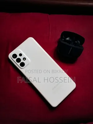স্যামসাং গ্যালাক্সি এ৫২ ৫জি ২৫৬ জিবি সাদা