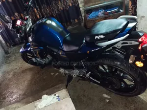 ইয়ামাহা এফজেডএস ভি২ ২০২৩