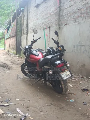 বাজাজ এভেঞ্জার ১৬০ স্ট্রিট ২০২২ রেড
