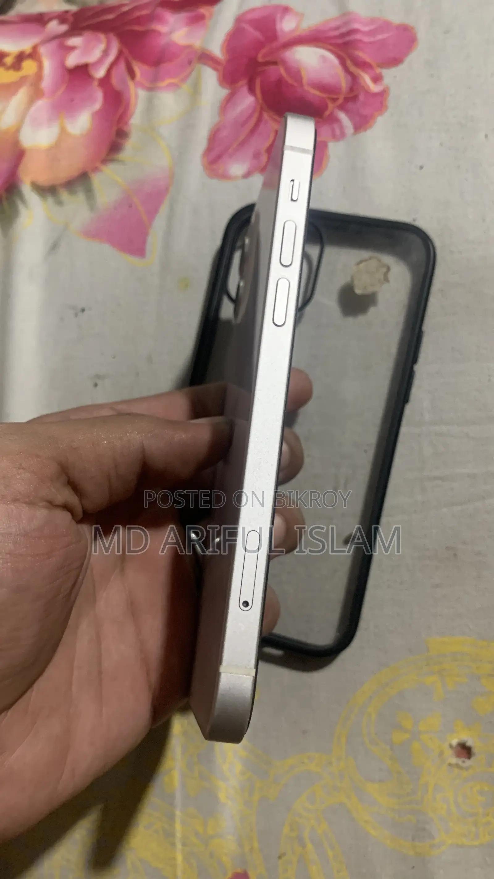 New Apple iPhone 12 128 GB White