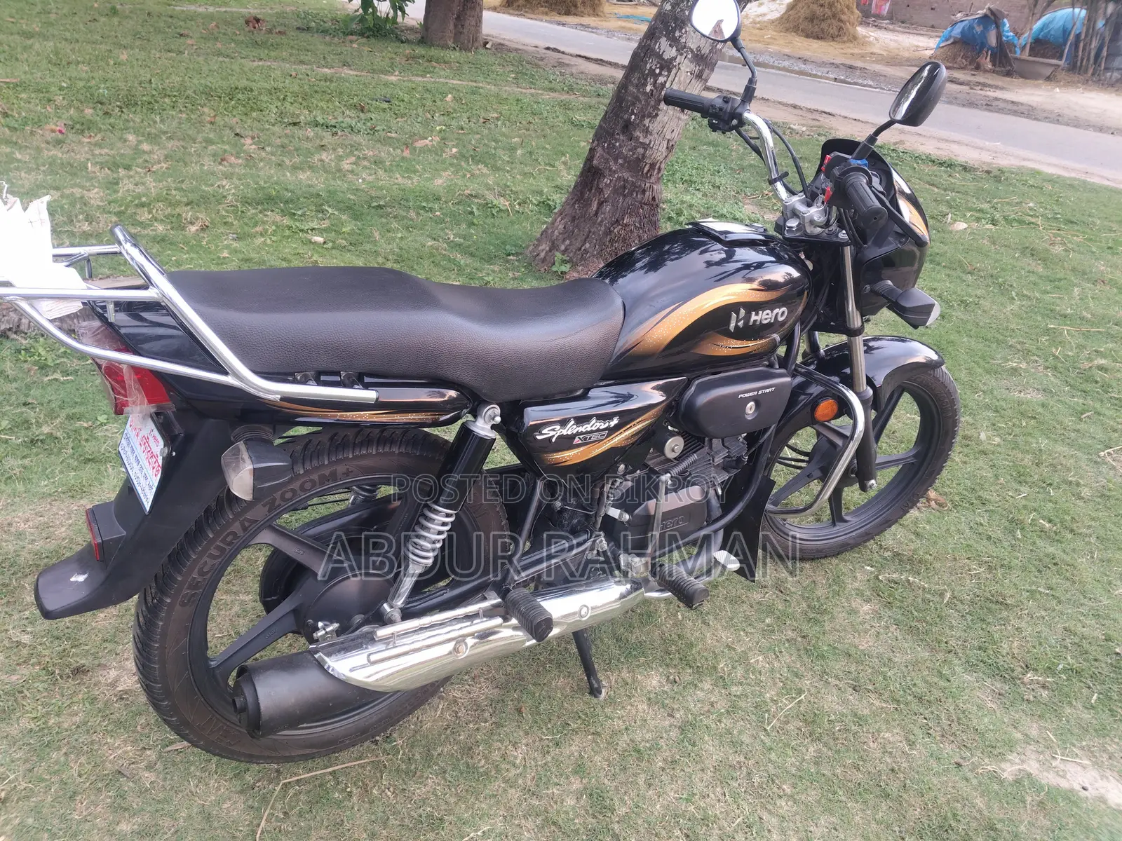 হিরো স্প্লেন্ডার প্লাস এক্সটেক ২০২৪ কালো