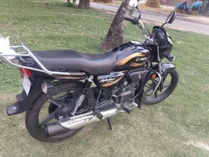 হিরো স্প্লেন্ডার প্লাস এক্সটেক ২০২৪ কালো