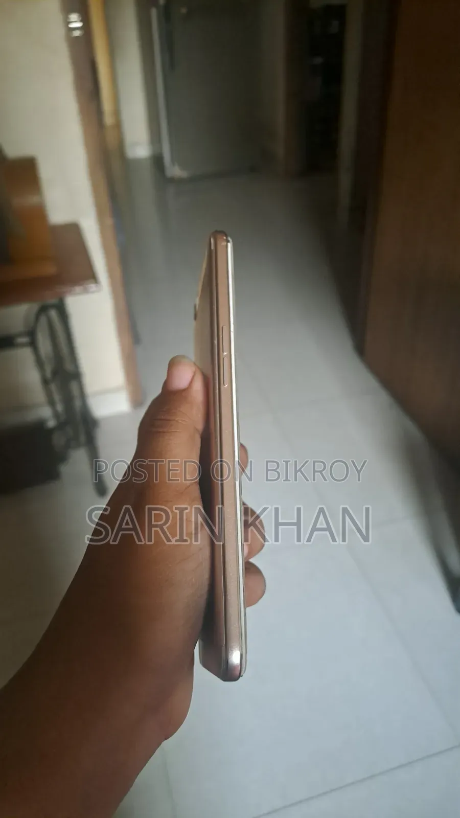 Oppo F1s 64 GB Gold