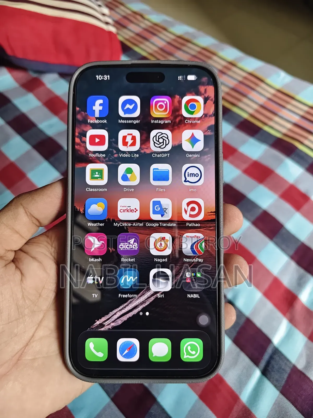 অ্যাপল আইফোন ১৬ প্রো ম্যাক্স ২৫৬ জিবি গোল্ড