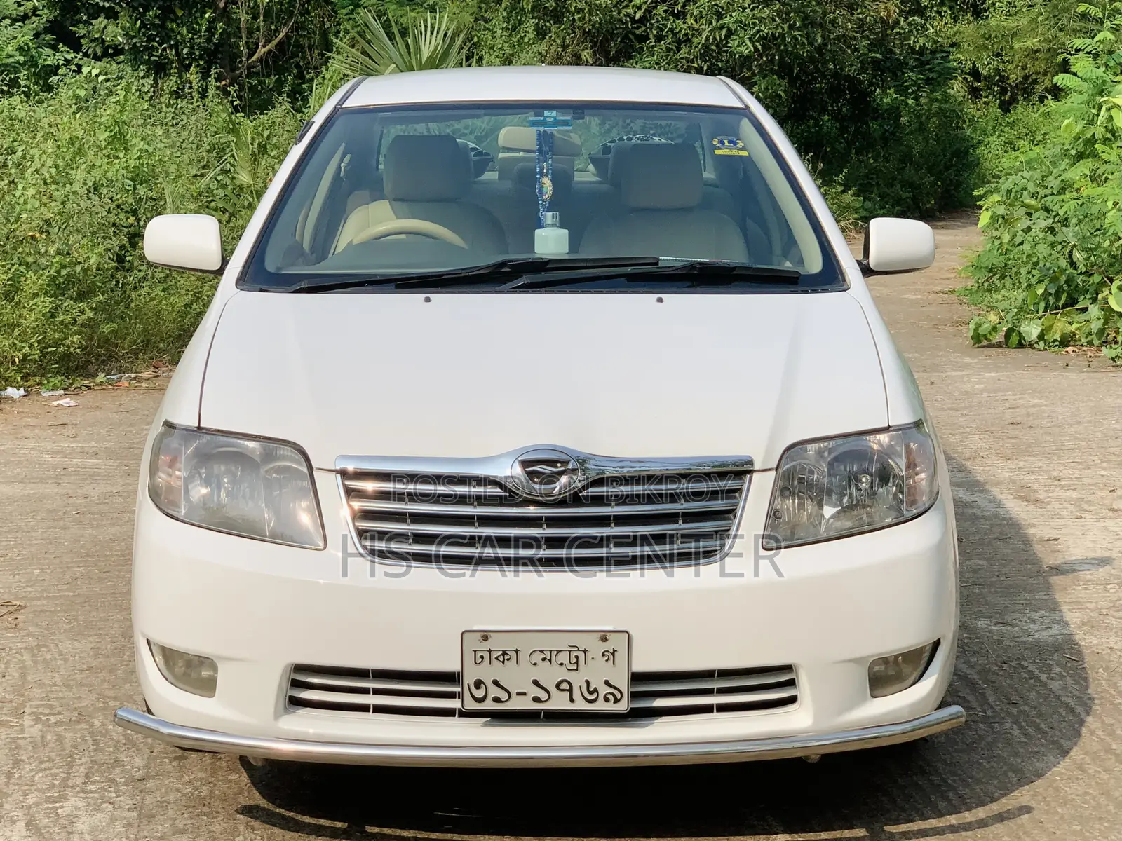 টয়োটা করোলা এস ২০০৫ সাদা