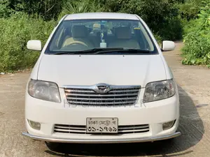 টয়োটা করোলা এস ২০০৫ সাদা