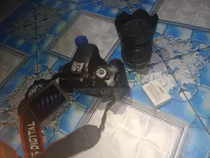 ক্যানন ৭০০ডি _ ১৮-৫৫কিট লেন্স