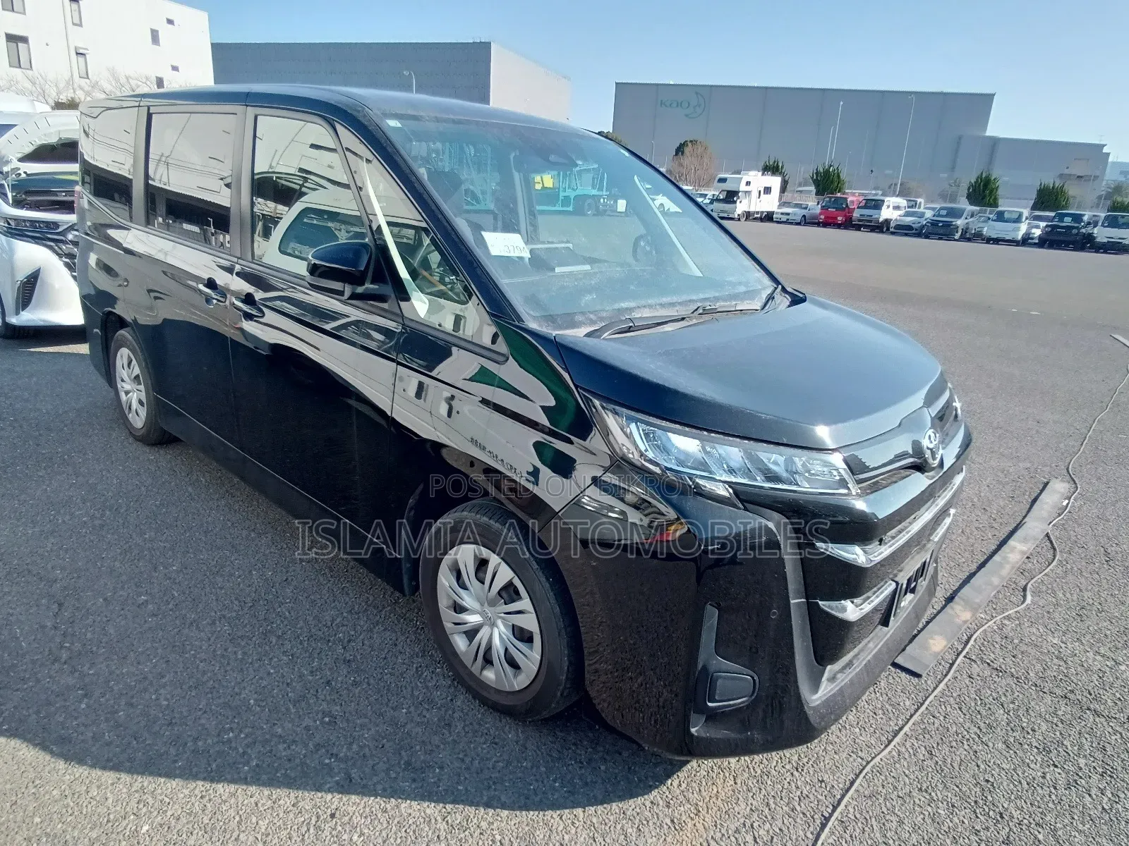 Toyota Noah 2022 Black
