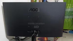 Desktop Computer 12GB Intel Pentium Hard Disk Drive + Solid State Drive 500GB