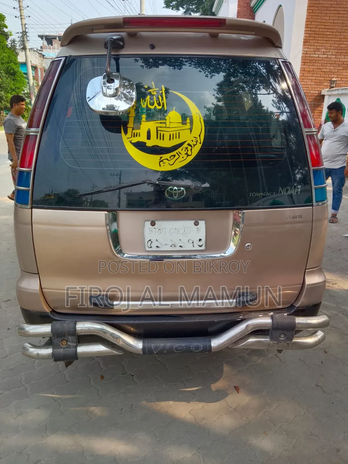টয়োটা নোয়া ২০০১ হোয়াইট