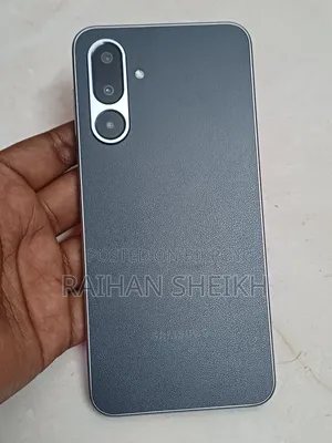 Samsung 128 GB Gray