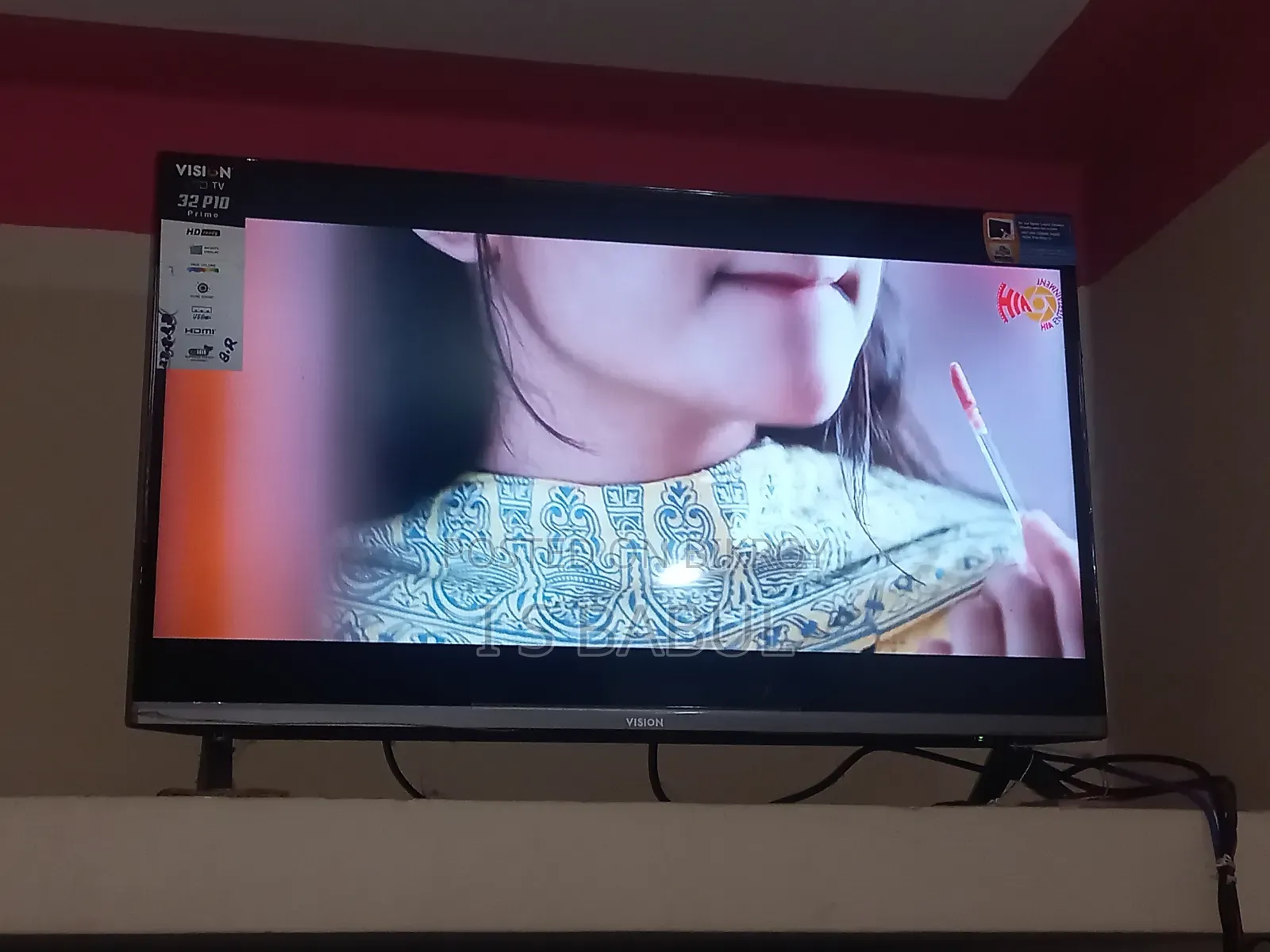 নাইট ডিউটি করে টিভি দেখার সময় নাই