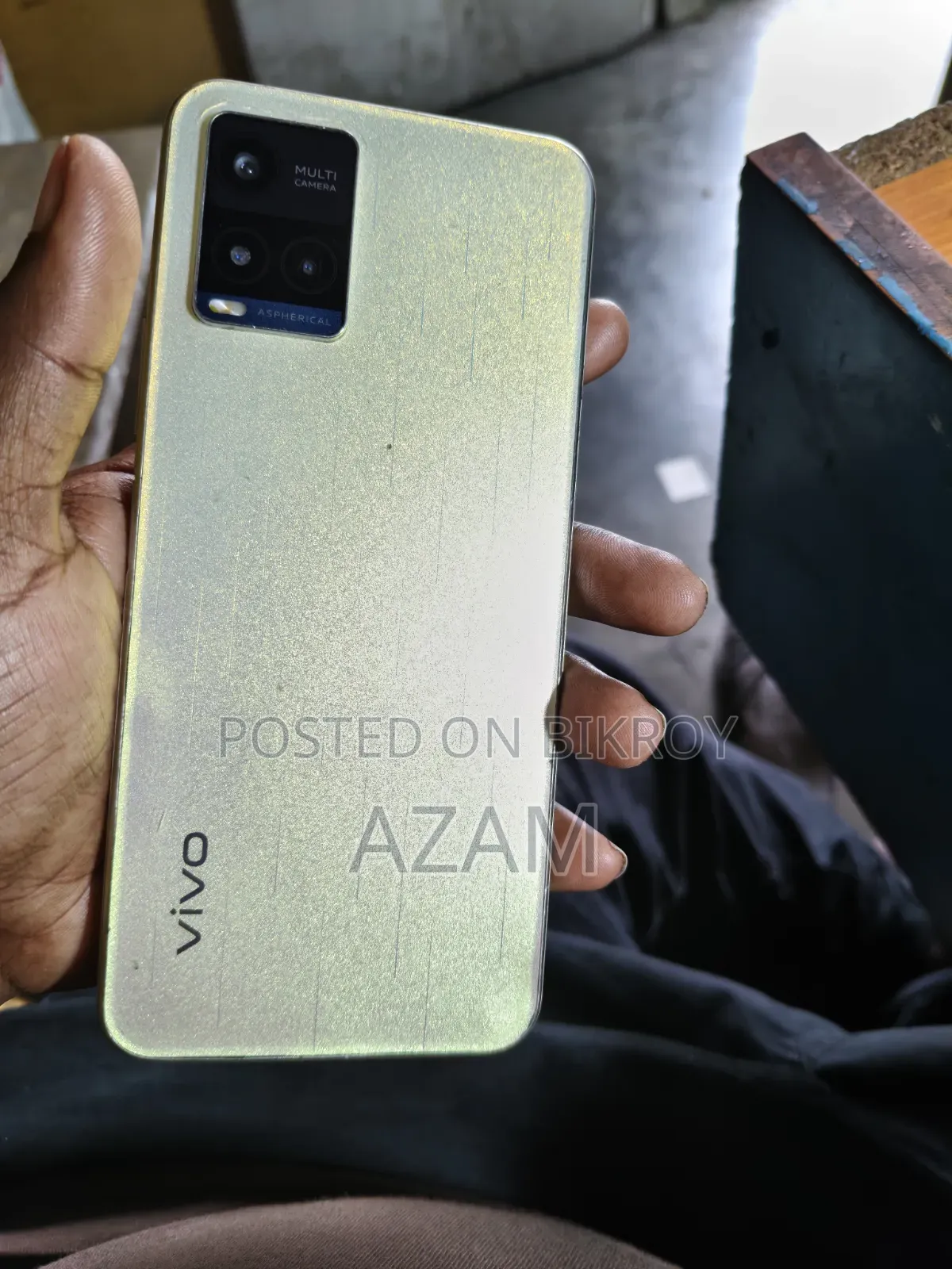 Vivo Y33s 128 GB Gold