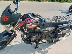 Bajaj Discover 100 2016 Black