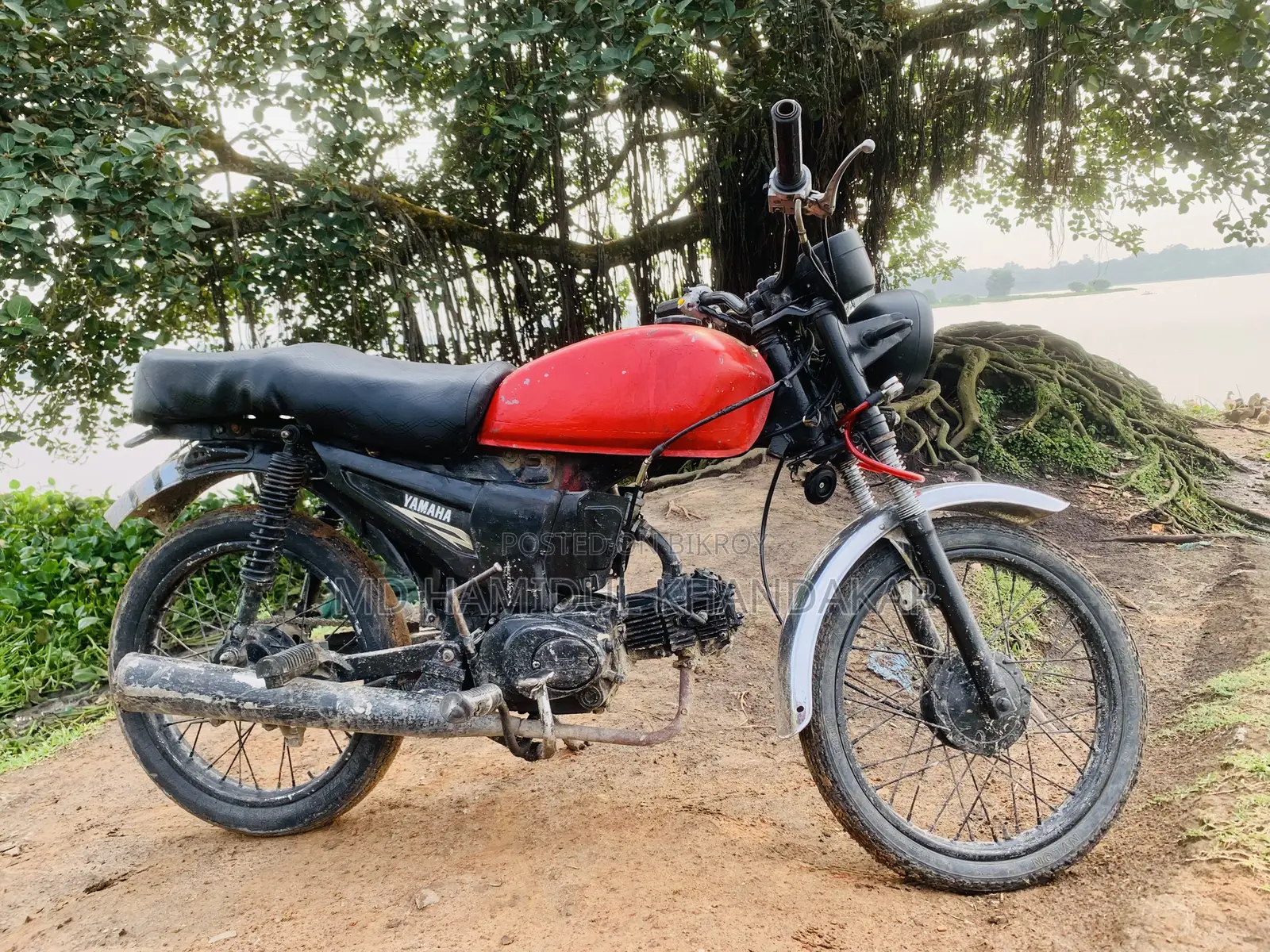 Yamaha 1999 Black
