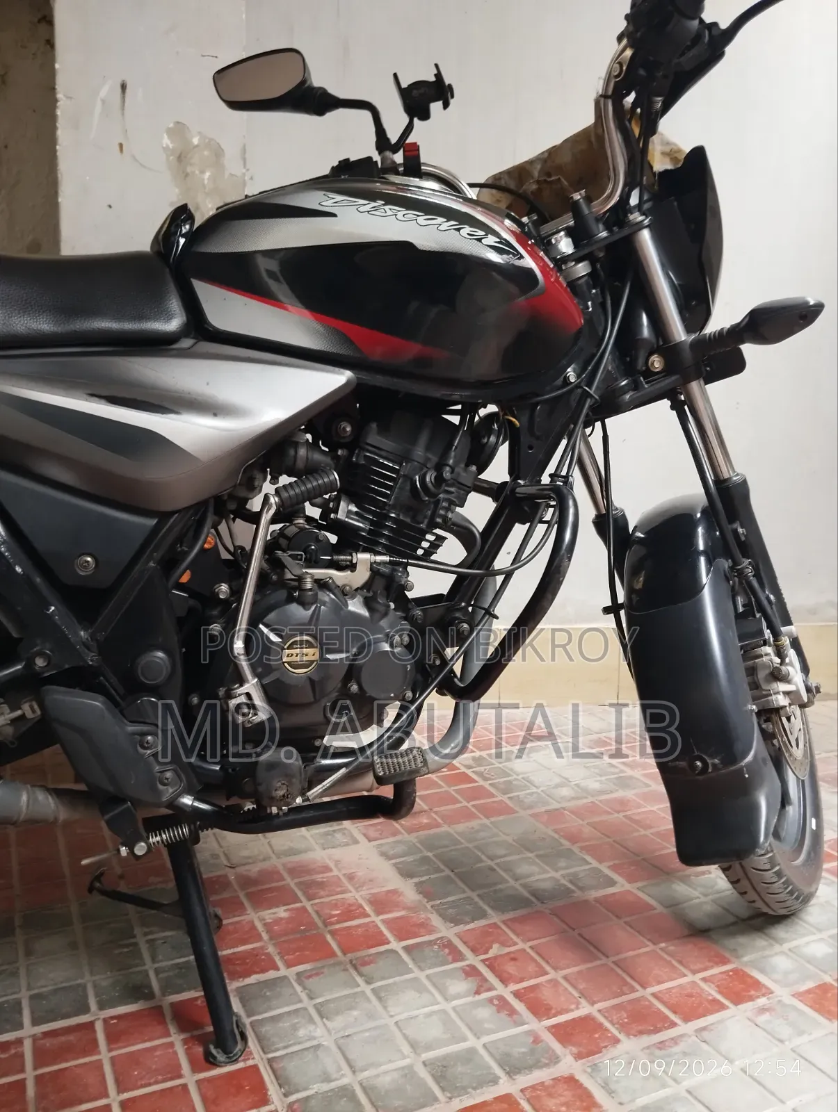 Bajaj Discover 125 2019 Black