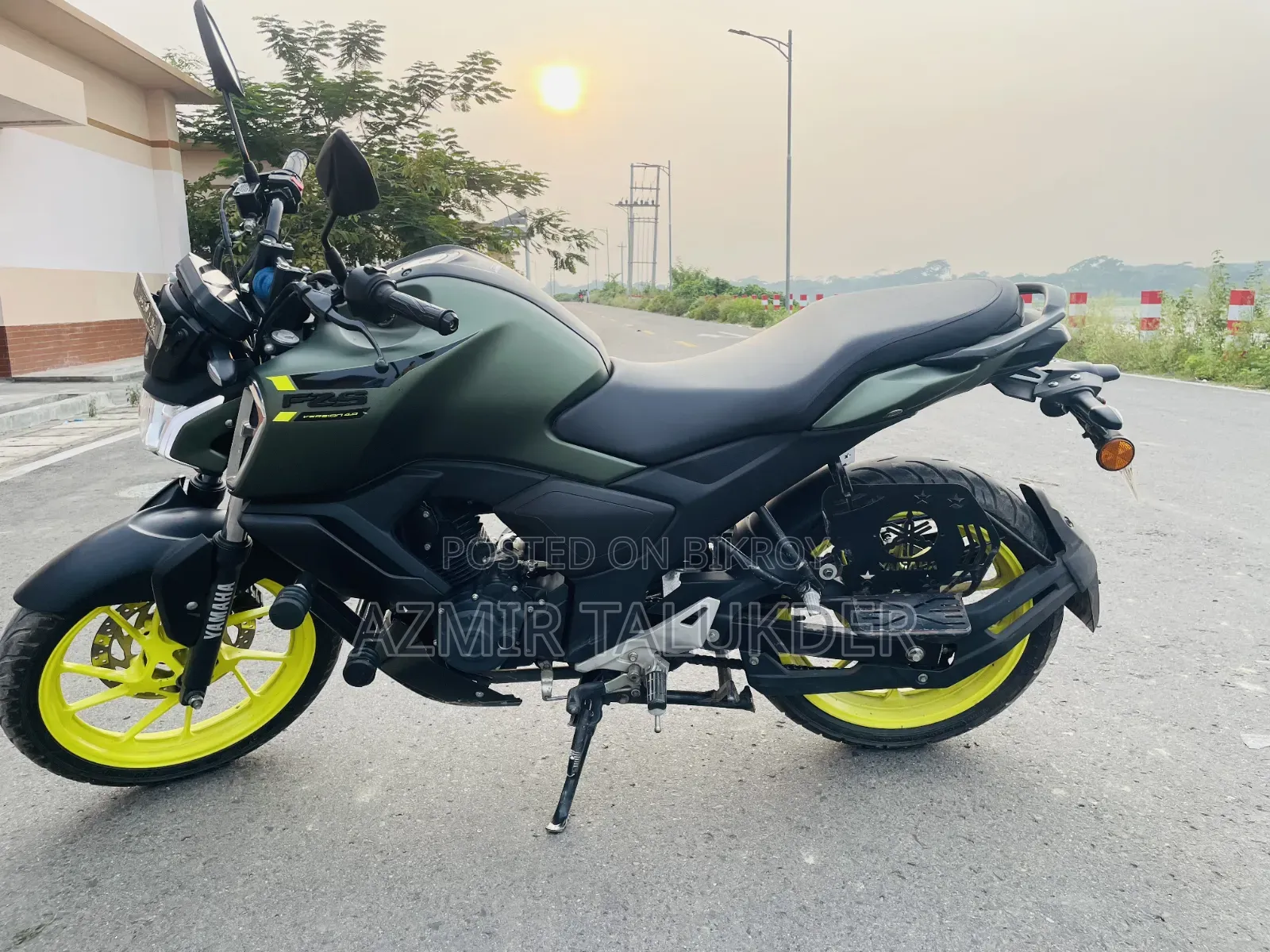 ইয়ামাহা এফজেডএস ভি৪ ২০২২