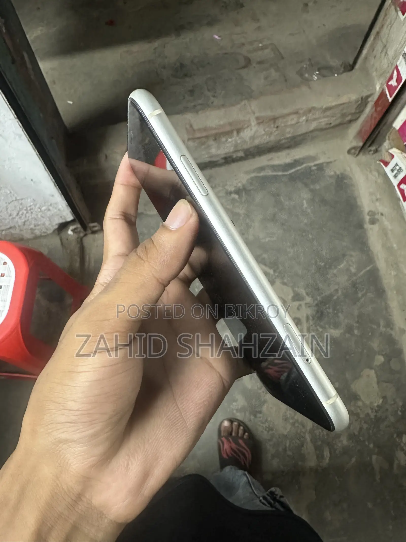 অ্যাপল আইফোন ১১ ১২৮ জিবি হোয়াইট