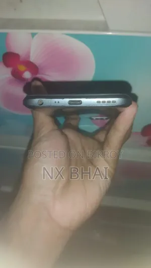 রিয়েলমি নারজো ৫০ ৫জি ১২৮ জিবি কালো