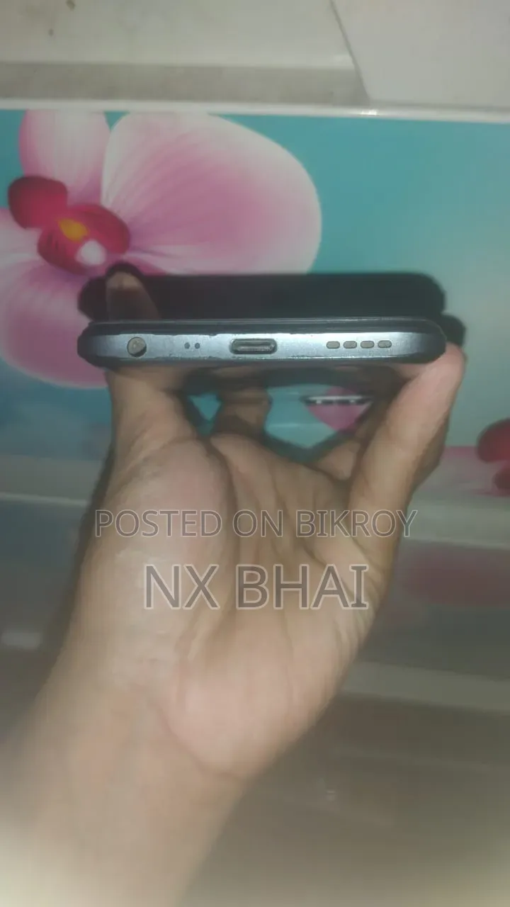 রিয়েলমি নারজো ৫০ ৫জি ১২৮ জিবি কালো