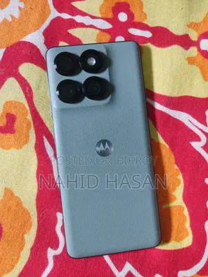 মোটর চলা এজ ৬০ প্রো ২৫৬ জিবি