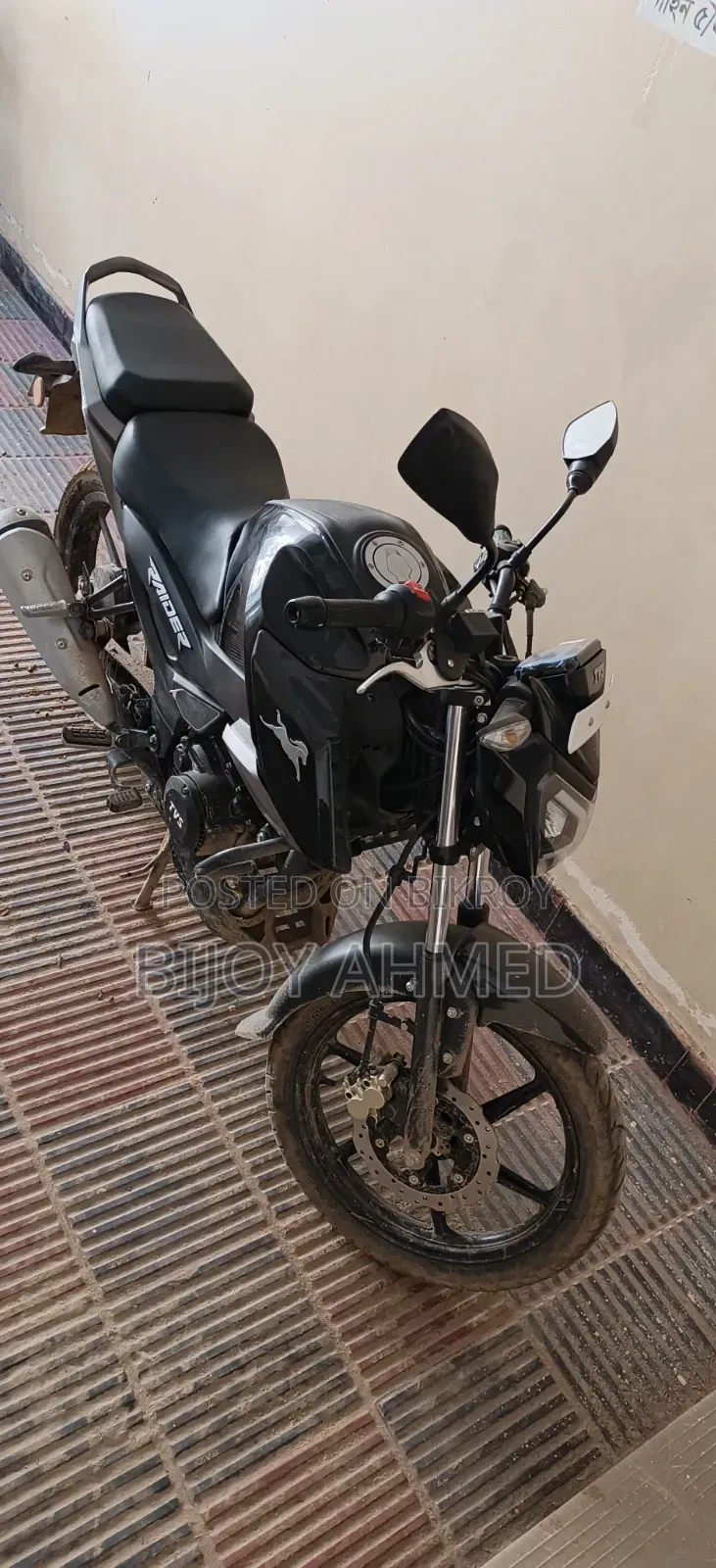 TVS Raider 125 2024 Black