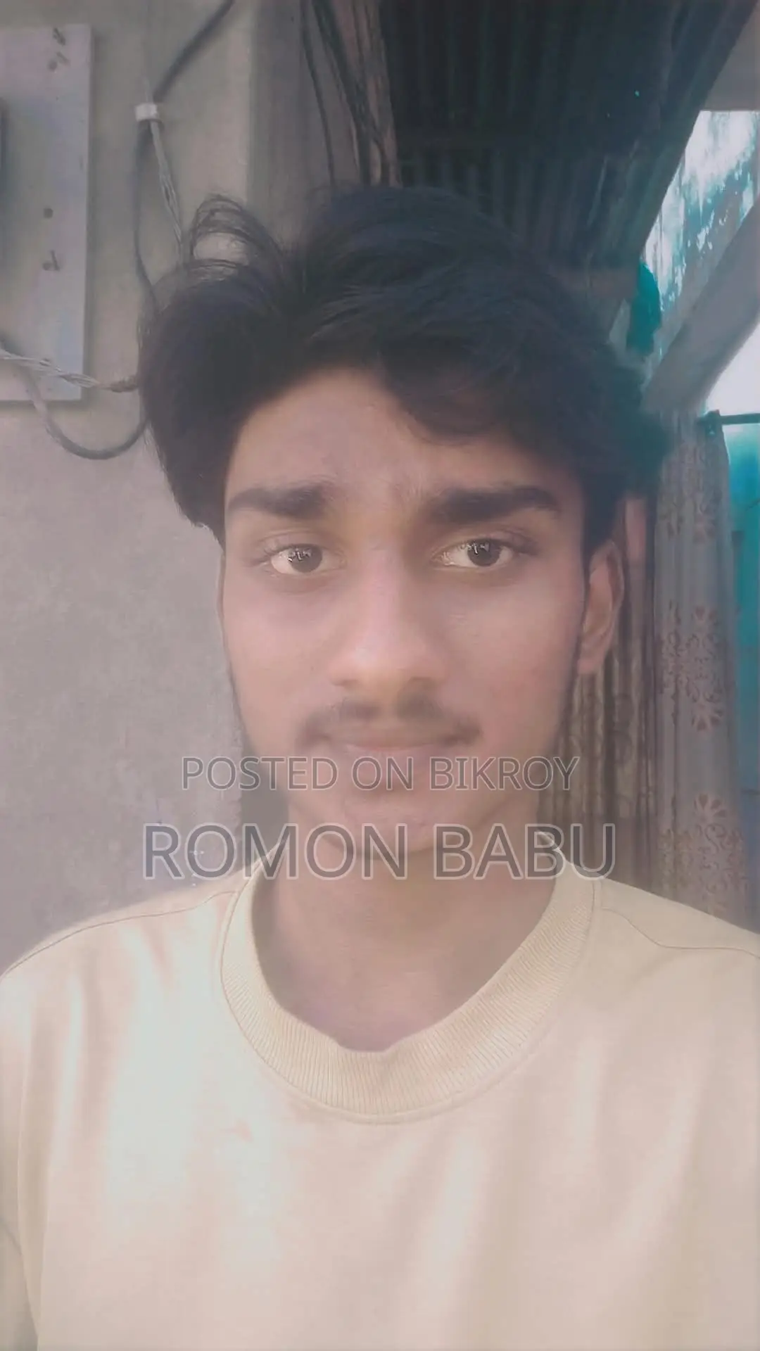 শো রুম সহকারী সুপারভাইজার।